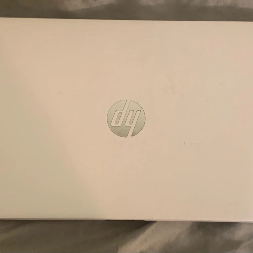 White HP Laptop